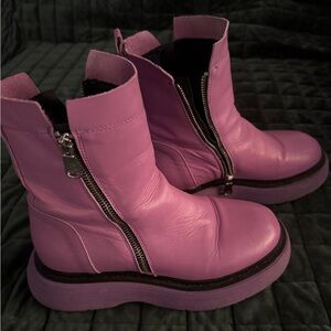 Stylish Pink Leather Boots with Zipper